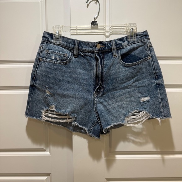 Altar'd State Distressed Denim Shorts High Waisted Ripped Raw Hem Blue Size M - Picture 1 of 5